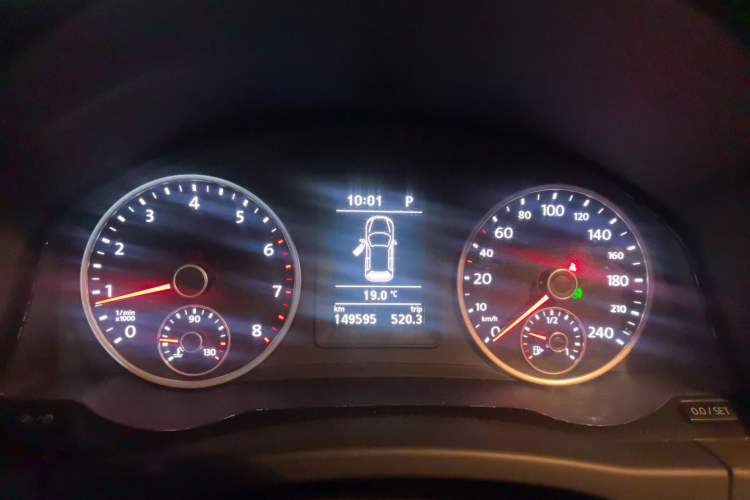 Used Volkswagen Tiguan 2017 300TSI Automatic Two-Wheel Drive Silk Road Comfort Edition Instrument Cluster