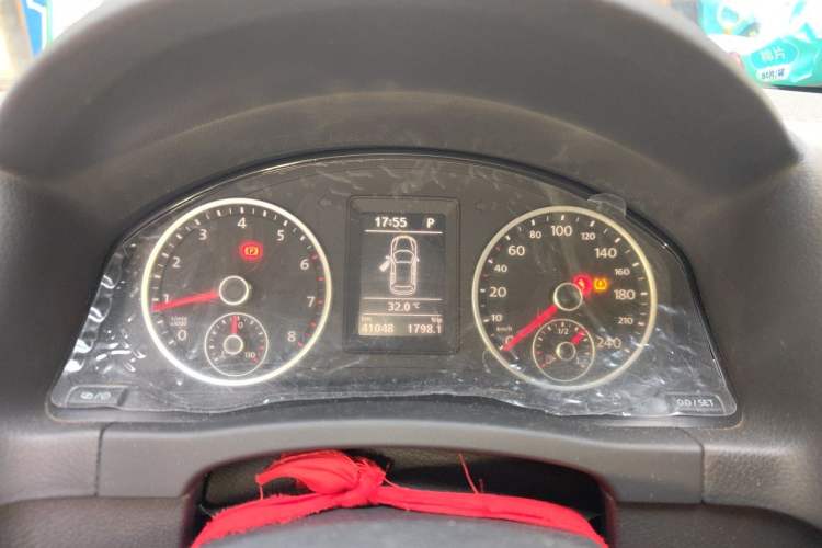 Used Volkswagen Tiguan 2017 300TSI Automatic Two-Wheel Drive Silk Road Comfort Edition Instrument Cluster