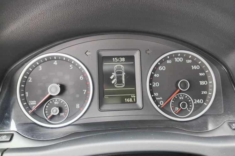 Used Volkswagen Tiguan 2017 300TSI Automatic Two-Wheel Drive Silk Road Luxury Edition Instrument Cluster