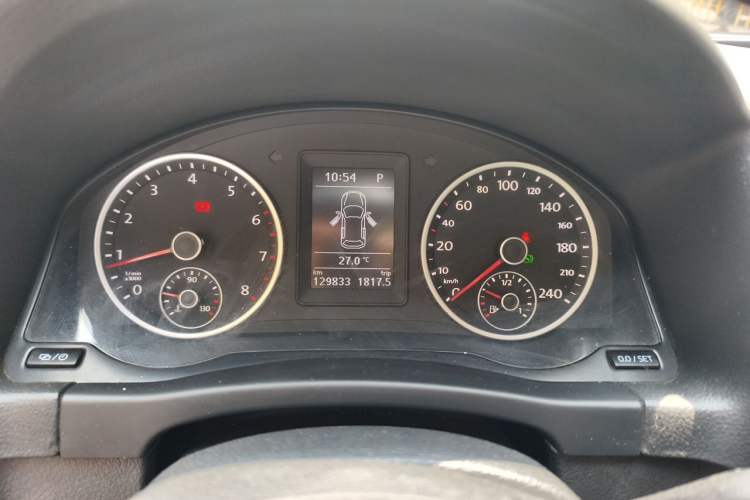 Used Volkswagen Tiguan 2017 300TSI Automatic Two-Wheel Drive Silk Road Comfort Edition Instrument Cluster