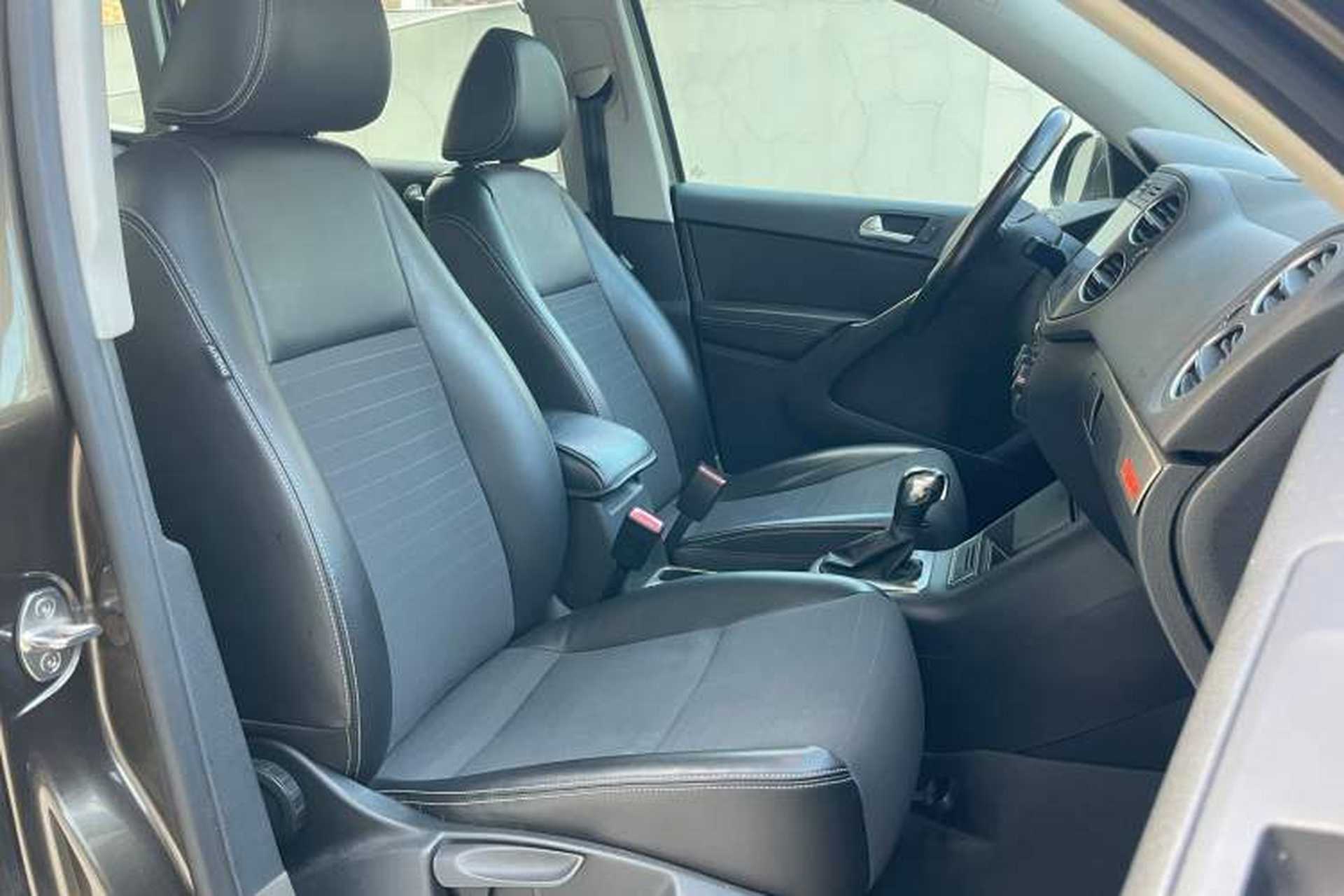 Used Volkswagen Tiguan 2017 300TSI Automatic Two-Wheel Drive Silk Road Luxury Edition Interior 1
