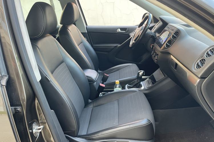 Used Volkswagen Tiguan 2017 300TSI Automatic Two-Wheel Drive Silk Road Luxury Edition Interior 3