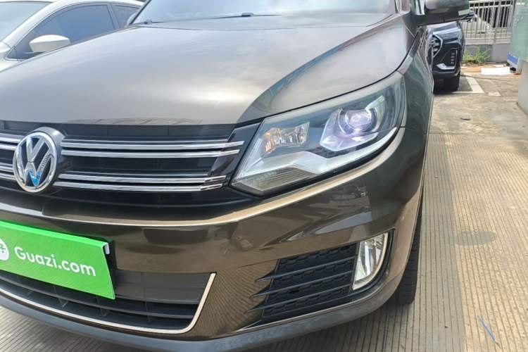 Used Volkswagen Tiguan 2017 300TSI Automatic Two-Wheel Drive Silk Road Comfort Edition Left Front Headlight
