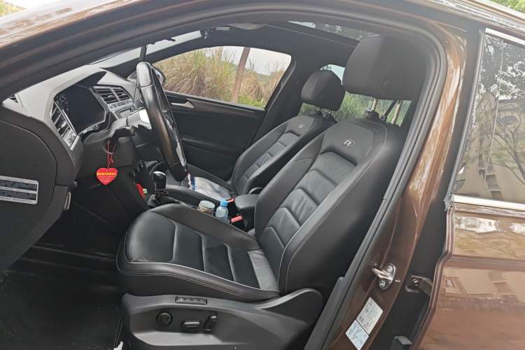 Used Volkswagen Tiguan 2017 380TSI Four-Wheel Drive R-Line Left Front Seat