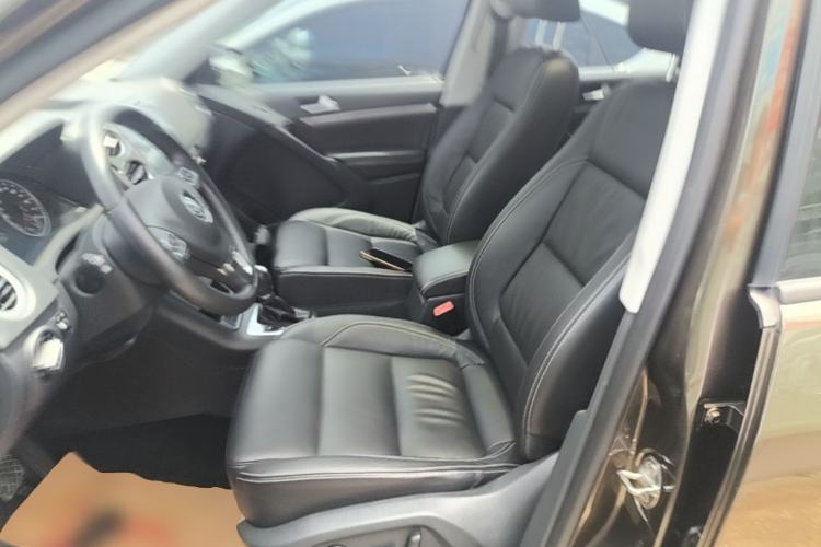 Used Volkswagen Tiguan 2017 300TSI Automatic Two-Wheel Drive Silk Road Comfort Edition Left Front Seat