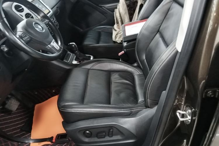 Used Volkswagen Tiguan 2017 300TSI Automatic Two-Wheel Drive Silk Road Comfort Edition Left Front Seat