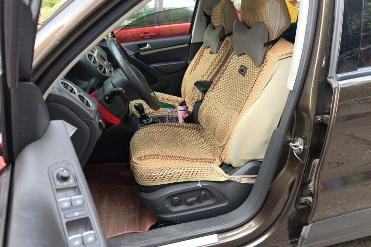 Used Volkswagen Tiguan 2017 300TSI Automatic Two-Wheel Drive Silk Road Comfort Edition Left Front Seat