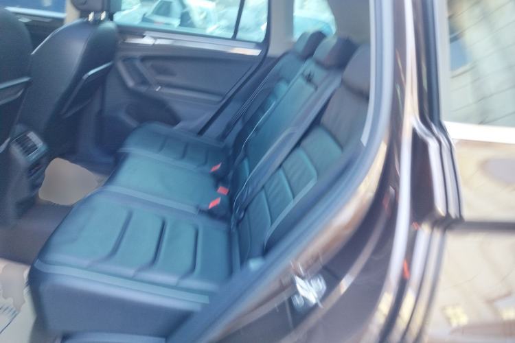 Used Volkswagen Tiguan 2017 330TSI All-Wheel-Drive Innovation Model Left Rear Seat