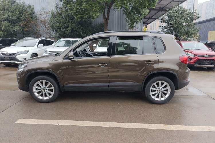 Used Volkswagen Tiguan 2017 300TSI Automatic Two-Wheel Drive Silk Road Comfort Edition Left Side