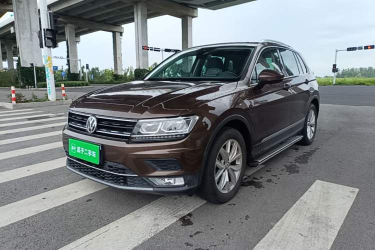 Ojetý Volkswagen Tiguan 2017 330TSI All-Wheel-Drive Innovation Model Guazi used car, China used car export, Used car for sale, Used cars, Cheapest cars for sale