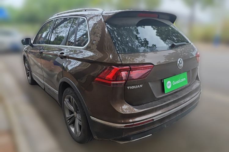 Used Volkswagen Tiguan 2017 380TSI Four-Wheel Drive R-Line Rear Left 45 Deg