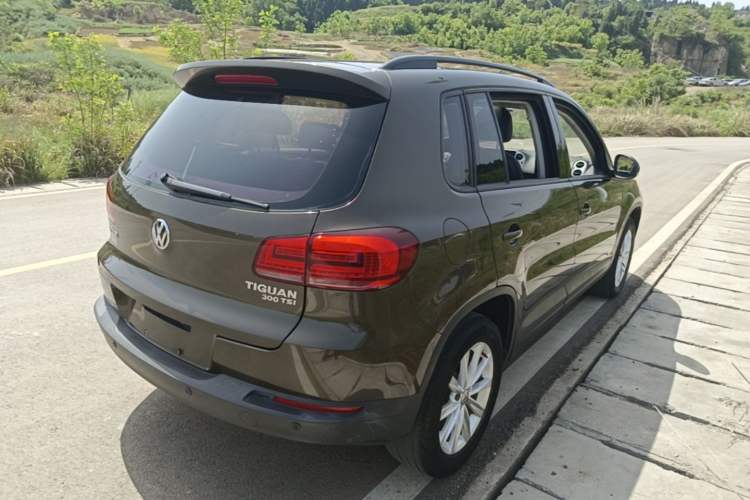 Used Volkswagen Tiguan 2017 300TSI Automatic Two-Wheel Drive Silk Road Comfort Edition Rear Right 45 Deg