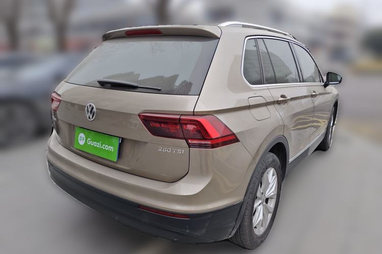 Used Volkswagen Tiguan 2017 280TSI Two-Wheel-Drive Elite Version Rear Right 45 Deg