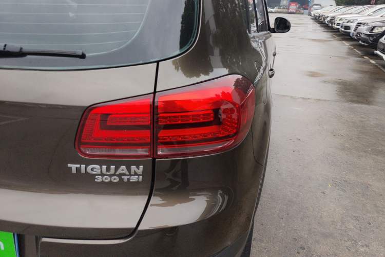 Used Volkswagen Tiguan 2017 300TSI Automatic Two-Wheel Drive Silk Road Comfort Edition Right Rear Taillight