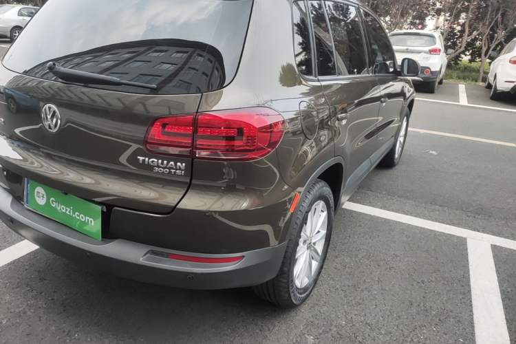 Used Volkswagen Tiguan 2017 300TSI Automatic Two-Wheel Drive Silk Road Comfort Edition Right Rear Taillight