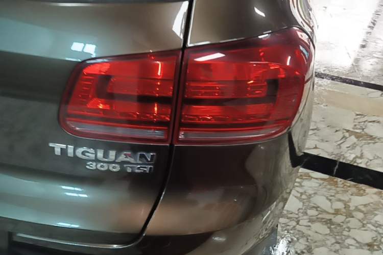 Used Volkswagen Tiguan 2017 300TSI Automatic Two-Wheel Drive Silk Road Comfort Edition Right Rear Taillight