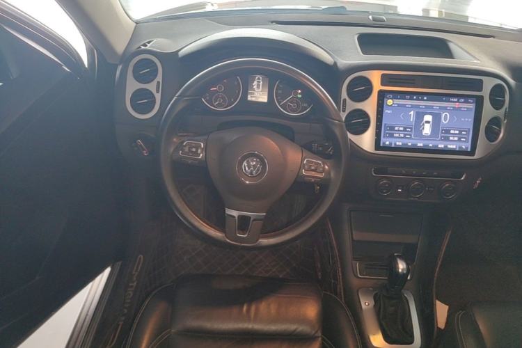 Used Volkswagen Tiguan 2017 300TSI Automatic Two-Wheel Drive Silk Road Comfort Edition Steering Wheel