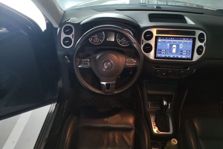 Used Volkswagen Tiguan 2017 300TSI Automatic Two-Wheel Drive Silk Road Comfort Edition Steering Wheel