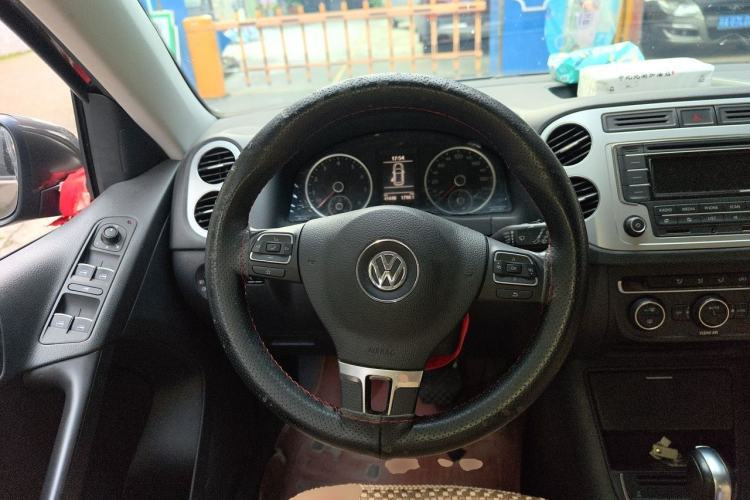 Used Volkswagen Tiguan 2017 300TSI Automatic Two-Wheel Drive Silk Road Comfort Edition Steering Wheel