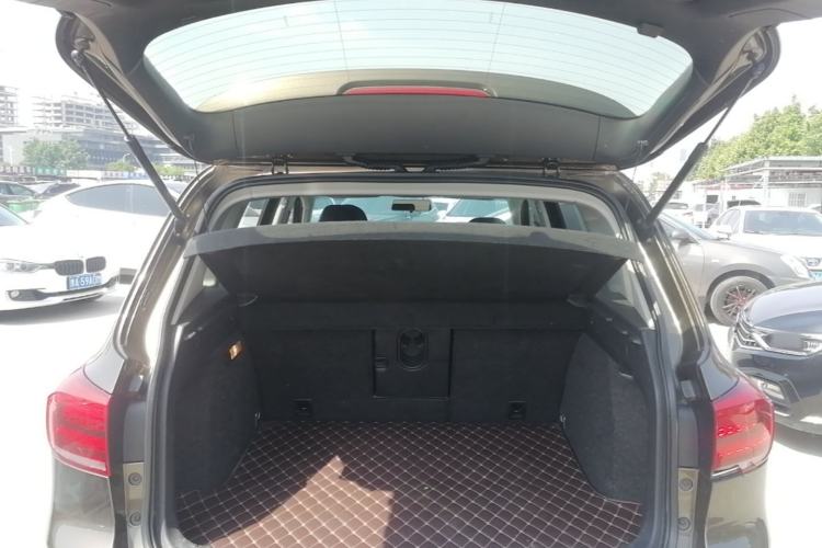 Used Volkswagen Tiguan 2017 300TSI Automatic Two-Wheel Drive Silk Road Luxury Edition Trunk