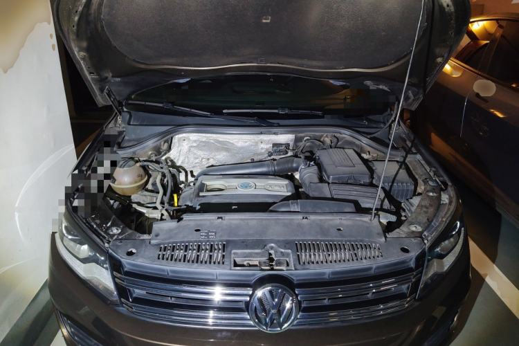 Used Volkswagen Tiguan 2017 300TSI Automatic Two-Wheel Drive Silk Road Comfort Edition Engine Bay
