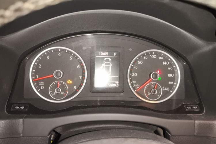 Used Volkswagen Tiguan 2017 300TSI Automatic Two-Wheel Drive Silk Road Comfort Edition Instrument Cluster