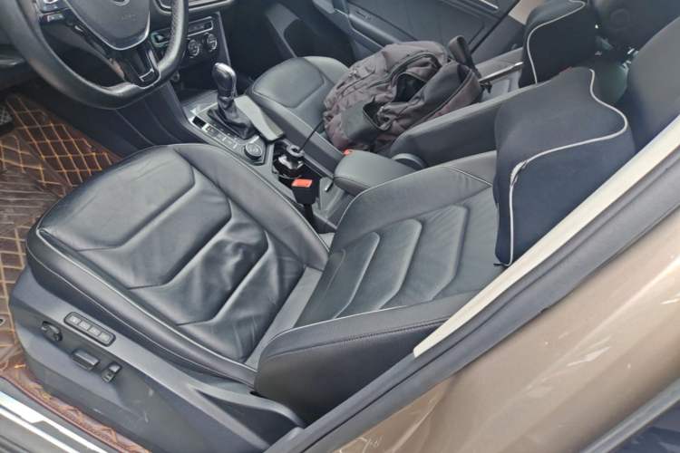 Used Volkswagen Tiguan 2017 330TSI All-Wheel-Drive Innovation Model Left Front Seat