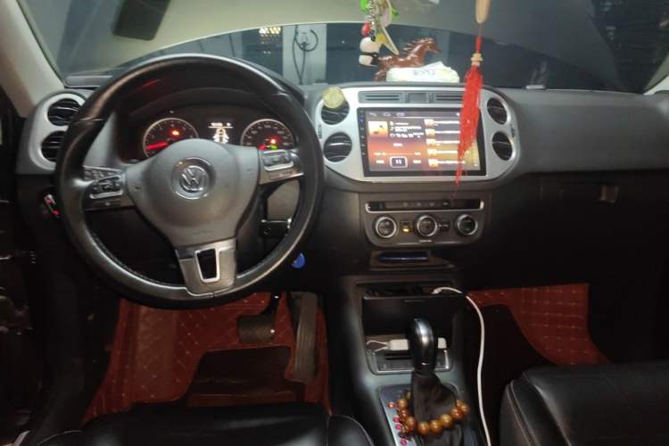Used Volkswagen Tiguan 2017 300TSI Automatic Two-Wheel Drive Silk Road Comfort Edition Steering Wheel