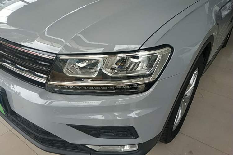 Used Volkswagen Tiguan 2017 280TSI Two-Wheel-Drive Elite Version Left Front Headlight