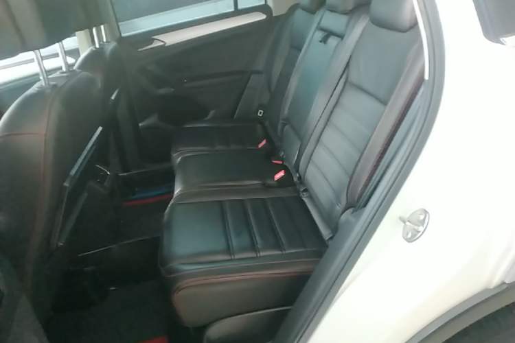 Used Volkswagen Tiguan 2017 280TSI Two-Wheel-Drive Elite Version Left Rear Seat