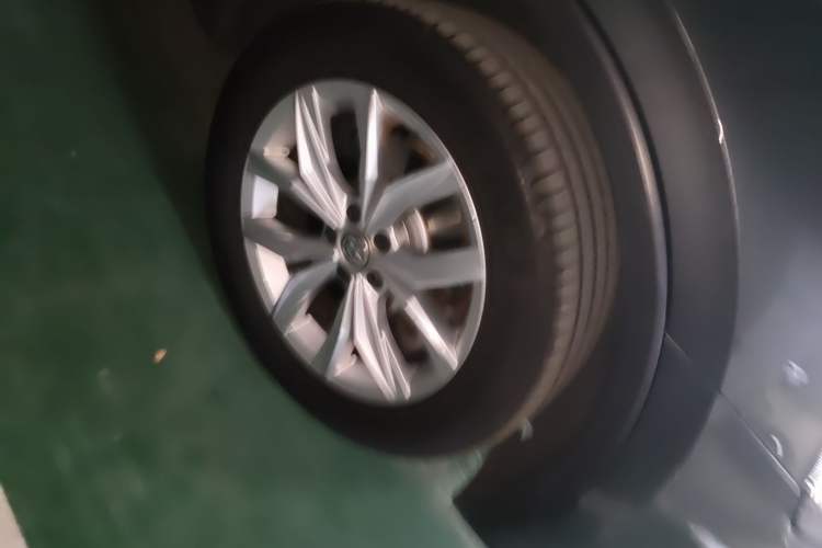 Used Volkswagen Tiguan 2017 330TSI All-Wheel-Drive Innovation Model Right Front Wheel Hub