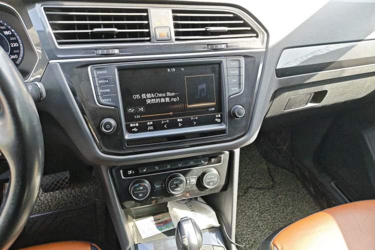 Used Volkswagen Tiguan 2017 330TSI Four-Wheel Drive High-End Model Audio And AC Panel