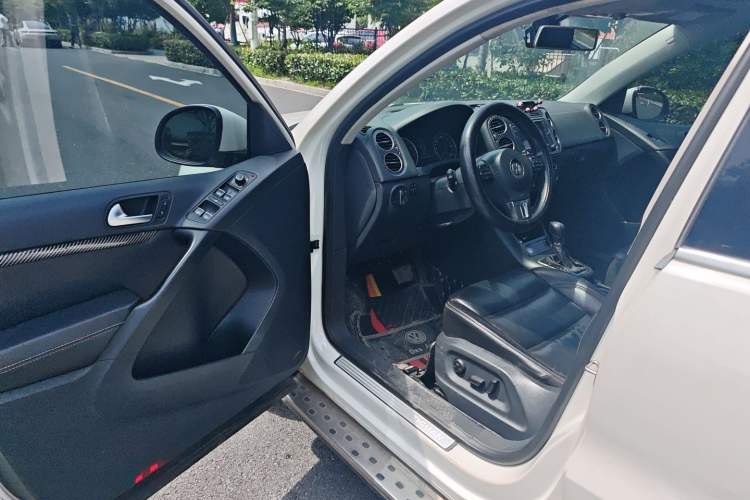 Used Volkswagen Tiguan 2017 300TSI Automatic Two-Wheel Drive Silk Road Comfort Edition Driver Seat