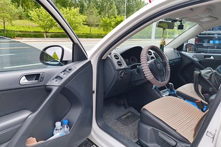 Used Volkswagen Tiguan 2017 300TSI Automatic Two-Wheel Drive Silk Road Luxury Edition Driver Seat