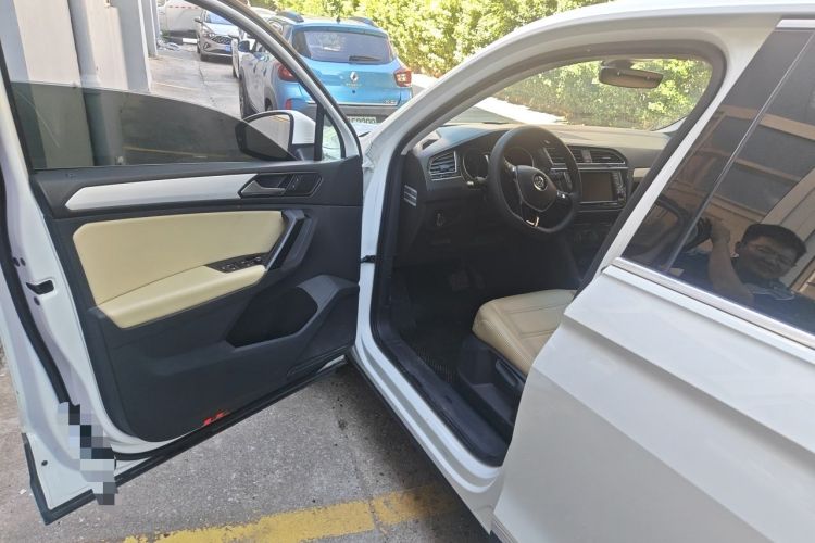 Used Volkswagen Tiguan 2017 280TSI Two-Wheel-Drive Elite Version Driver Seat