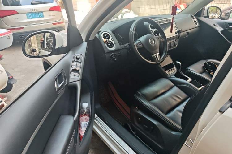 Used Volkswagen Tiguan 2017 300TSI Automatic Two-Wheel Drive Silk Road Luxury Edition Driver Seat