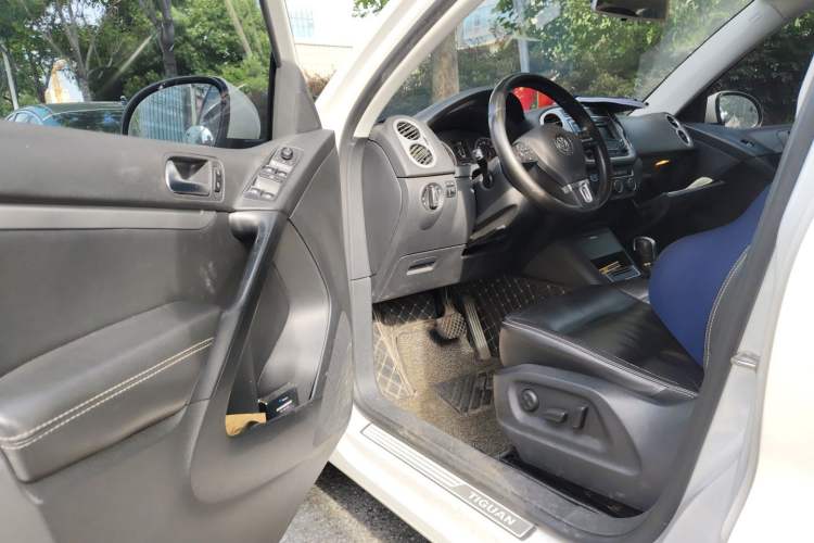 Used Volkswagen Tiguan 2017 300TSI Automatic Two-Wheel Drive Silk Road Comfort Edition Driver Seat