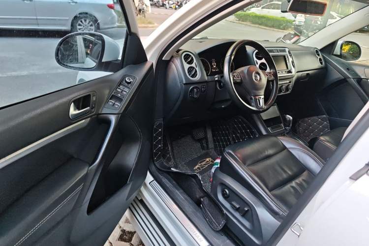 Used Volkswagen Tiguan 2017 300TSI Automatic Two-Wheel Drive Silk Road Comfort Edition Driver Seat
