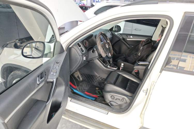Used Volkswagen Tiguan 2017 300TSI Automatic Two-Wheel Drive Silk Road Comfort Edition Driver Seat