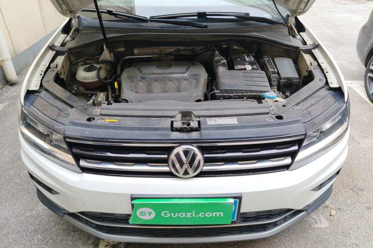 Used Volkswagen Tiguan 2017 330TSI All-Wheel-Drive Innovation Model Engine Bay