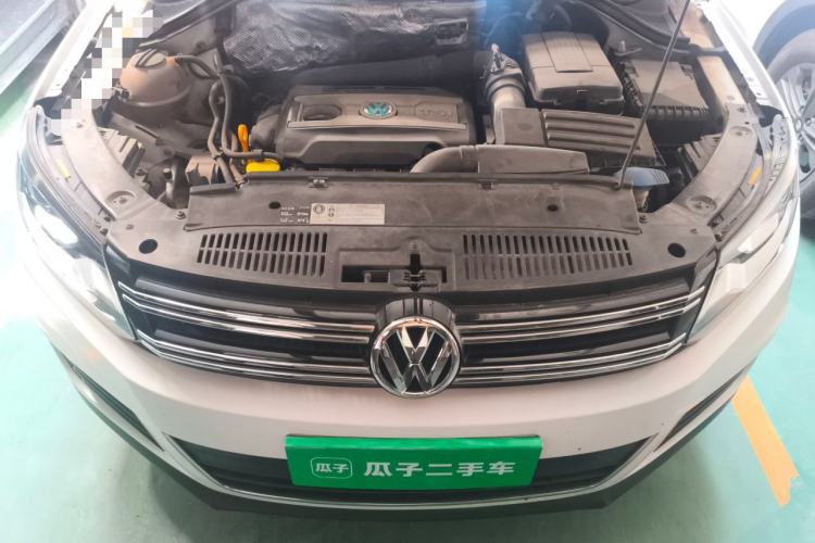 Used Volkswagen Tiguan 2017 300TSI Automatic Two-Wheel Drive Silk Road Comfort Edition Engine Bay