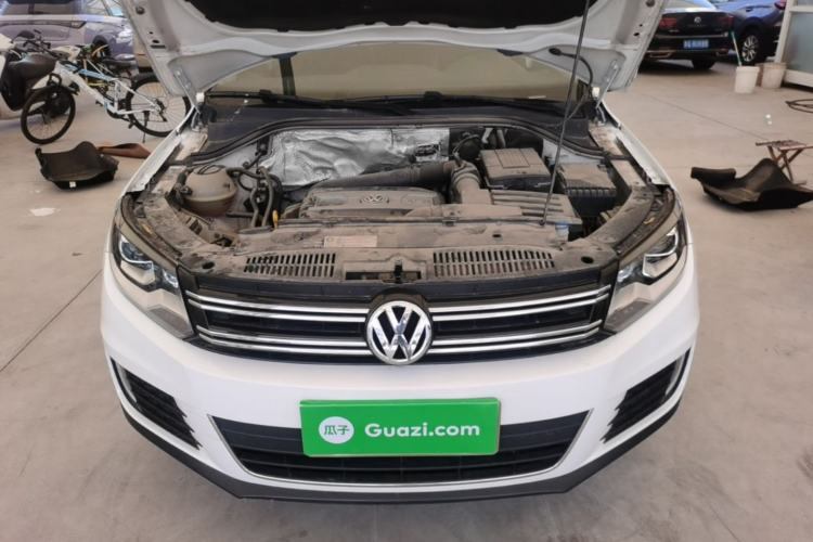 Used Volkswagen Tiguan 2017 300TSI Automatic Two-Wheel Drive Silk Road Comfort Edition Engine Bay