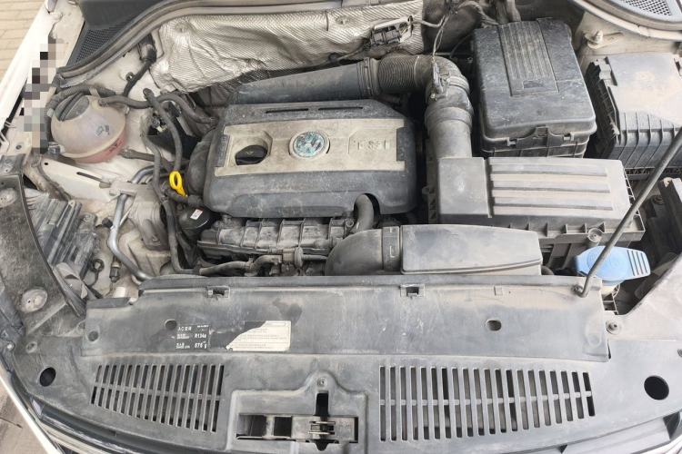 Used Volkswagen Tiguan 2017 300TSI Automatic Two-Wheel Drive Silk Road Comfort Edition Engine Bay