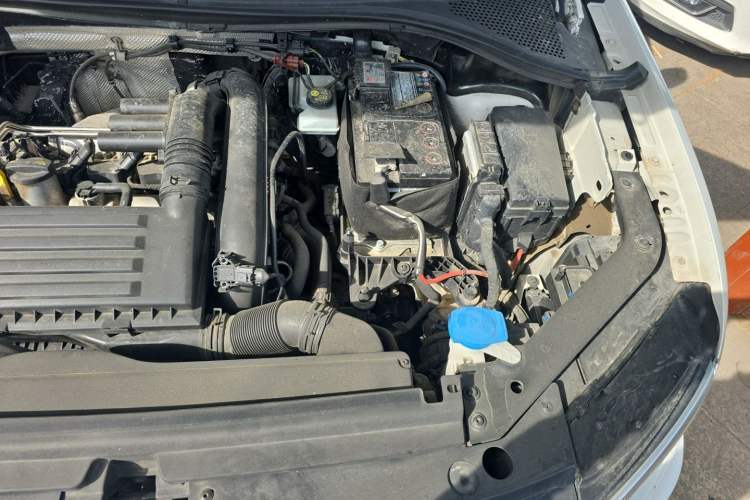 Used Volkswagen Tiguan 2017 280TSI Two-Wheel-Drive Elite Version Engine Bay Left