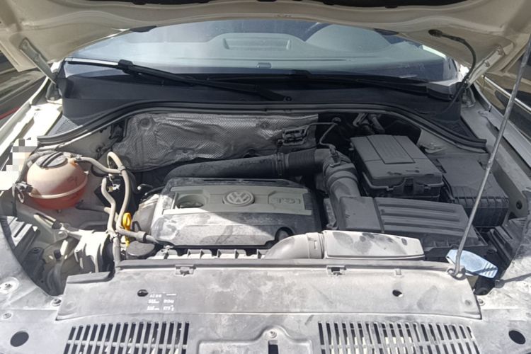Used Volkswagen Tiguan 2017 300TSI Automatic Two-Wheel Drive Silk Road Comfort Edition Engine Bay