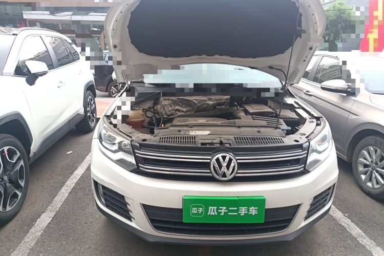 Used Volkswagen Tiguan 2017 300TSI Automatic Two-Wheel Drive Silk Road Comfort Edition Engine Bay Right