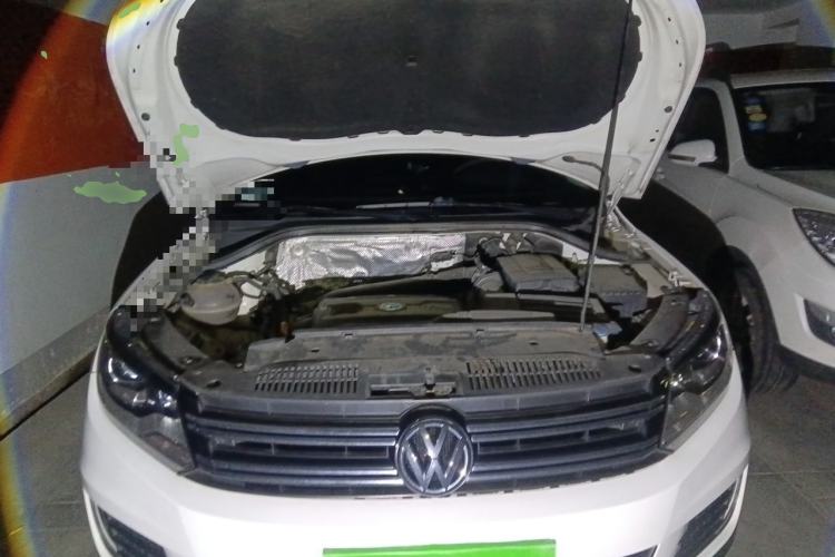 Used Volkswagen Tiguan 2017 300TSI Automatic Two-Wheel Drive Silk Road Comfort Edition Engine Bay