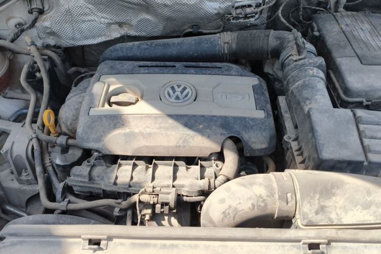 Used Volkswagen Tiguan 2017 300TSI Automatic Two-Wheel Drive Silk Road Comfort Edition Engine Bay