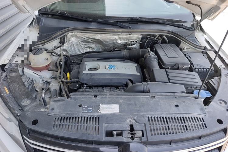 Used Volkswagen Tiguan 2017 300TSI Automatic Two-Wheel Drive Silk Road Comfort Edition Engine Bay
