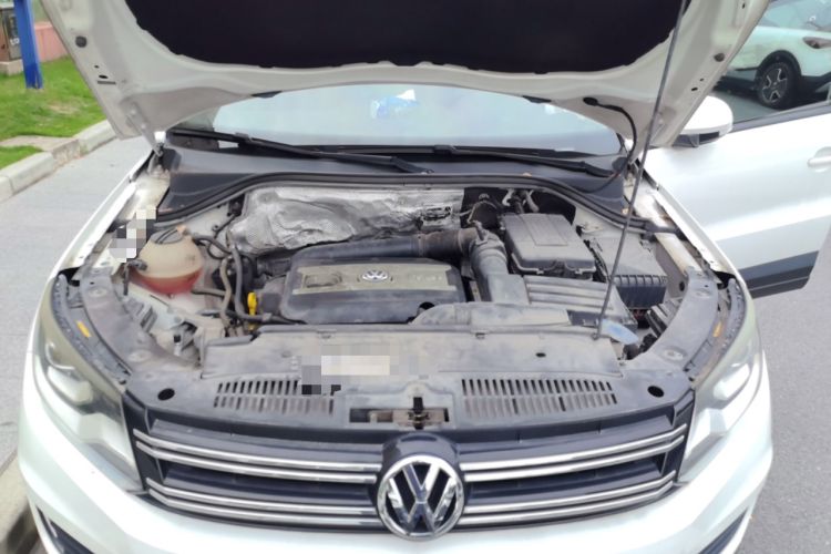Used Volkswagen Tiguan 2017 300TSI Automatic Two-Wheel Drive Silk Road Comfort Edition Engine Bay